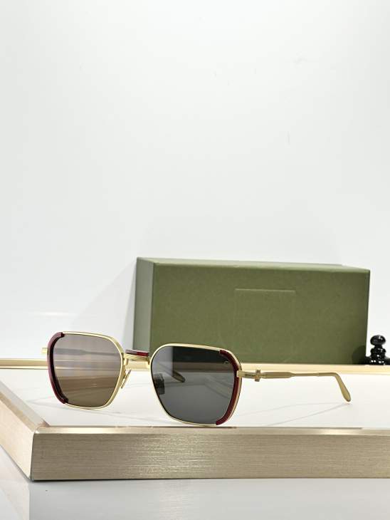 Picture of Akoni Sunglasses _SKUfw73065141fw